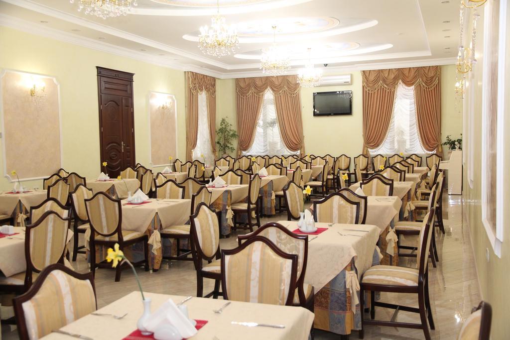Kleopatra Vip Hotel Kamianets-Podilsky Extérieur photo