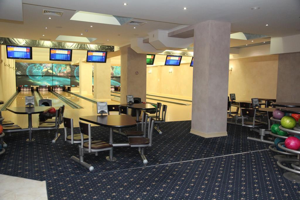 Kleopatra Vip Hotel Kamianets-Podilsky Extérieur photo